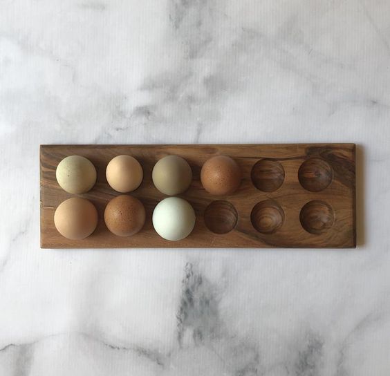 walnut rounded egg tray